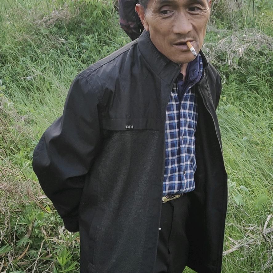 爱戏的老别