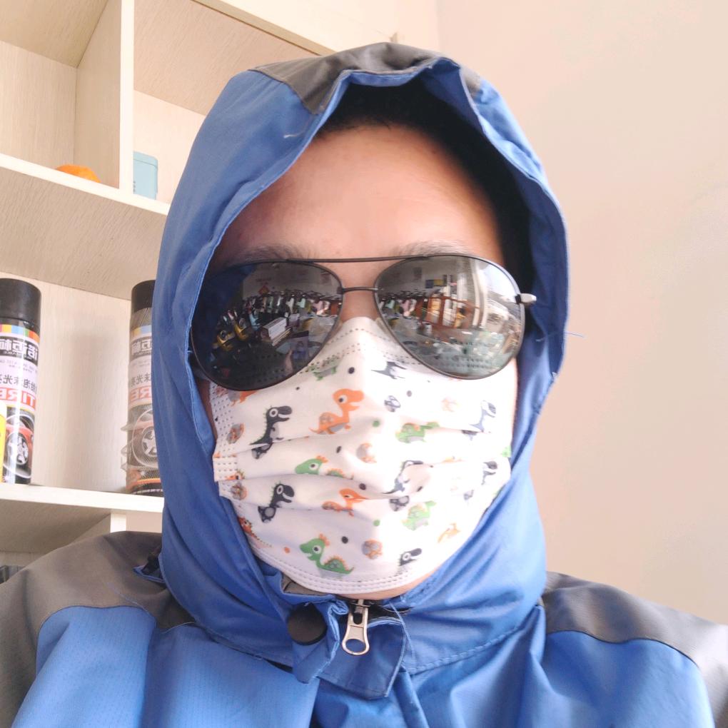 青岛眼镜哥