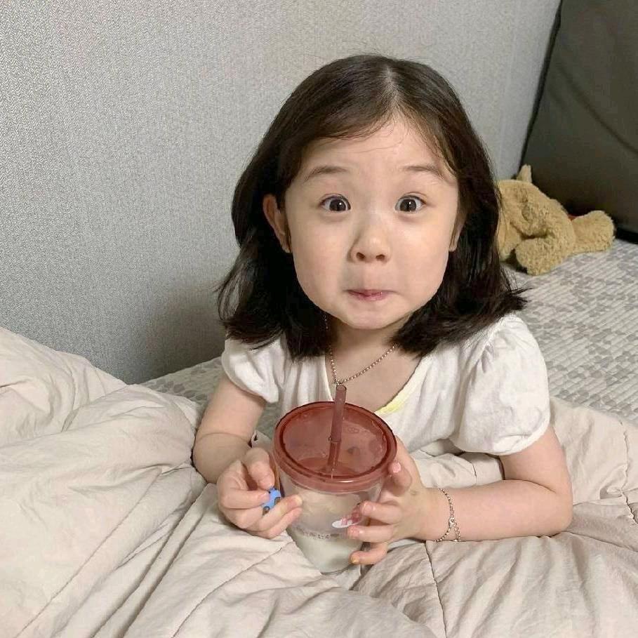 娜娜👀