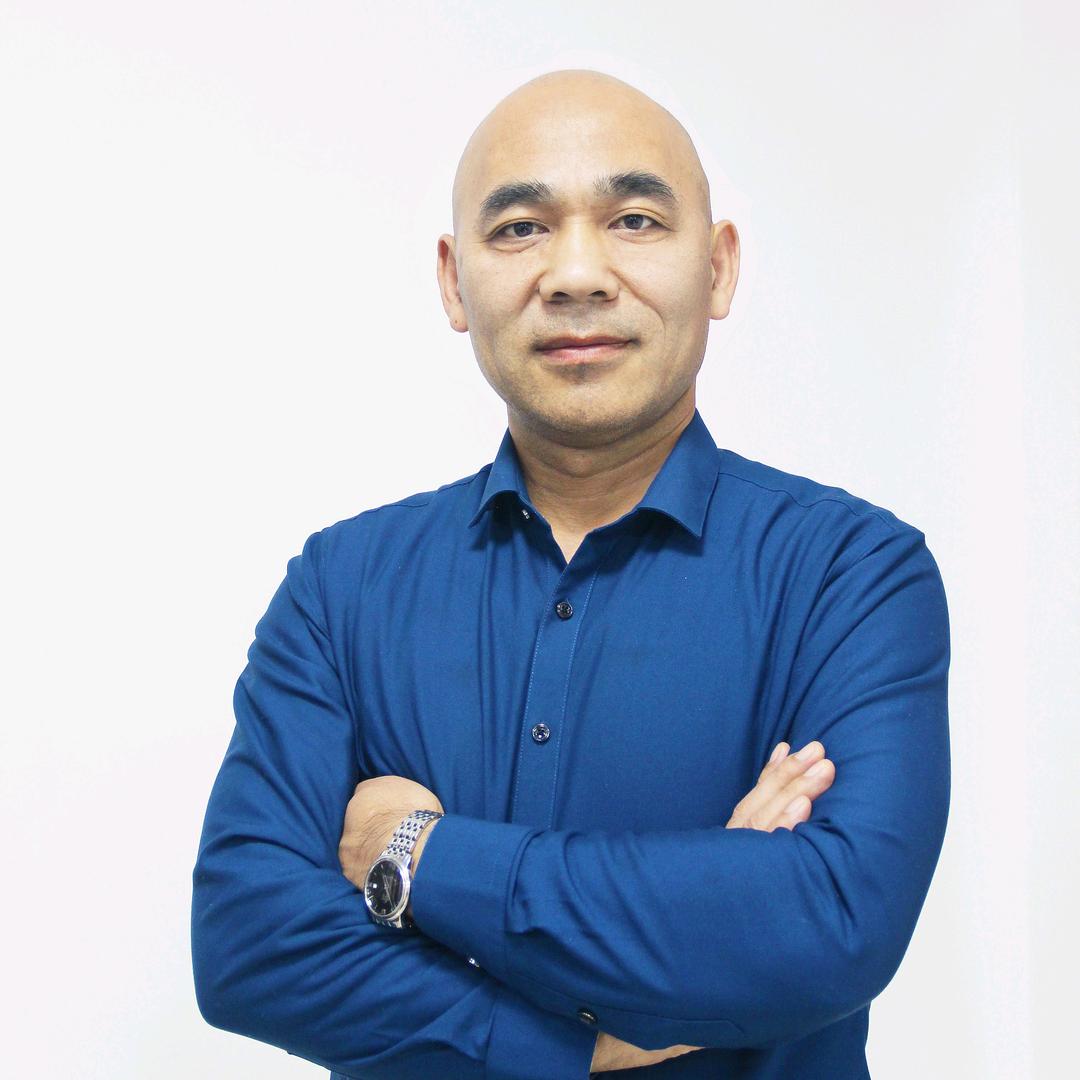 光头战士
