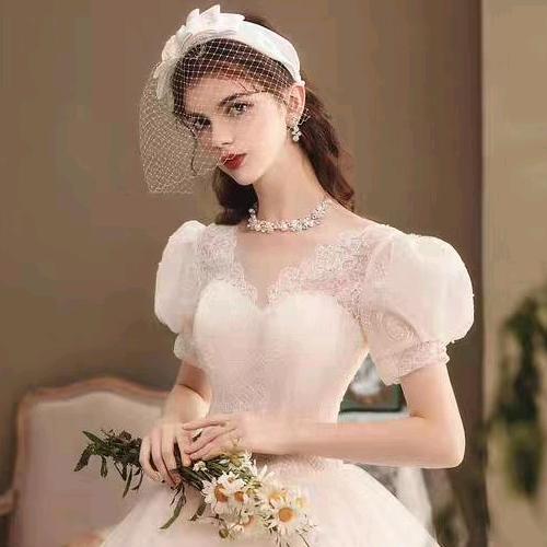 新镇 《卡洛.嫁衣》