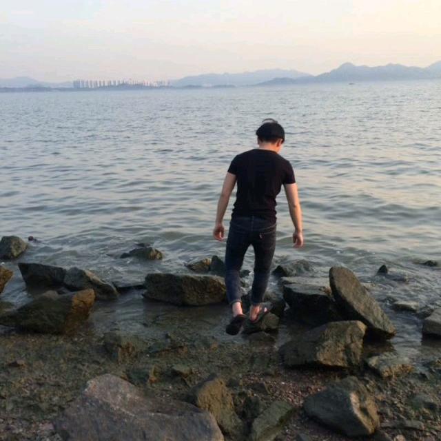眼泪你别问