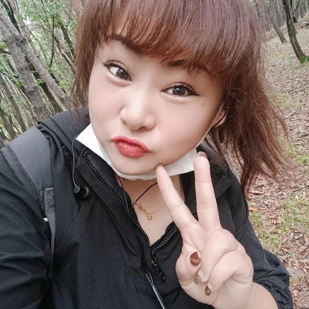 媛媛。