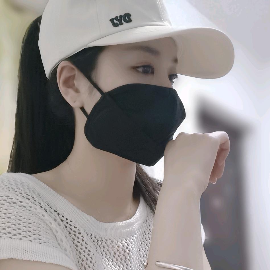 ✔邱秋