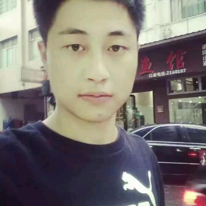 一个煎熬的男人