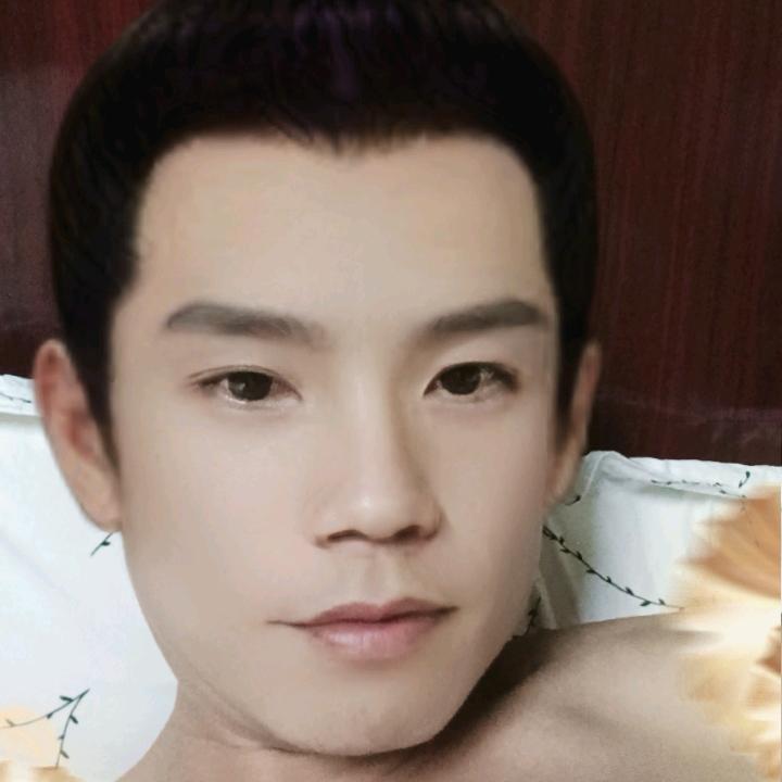 &小罗卜头儿&