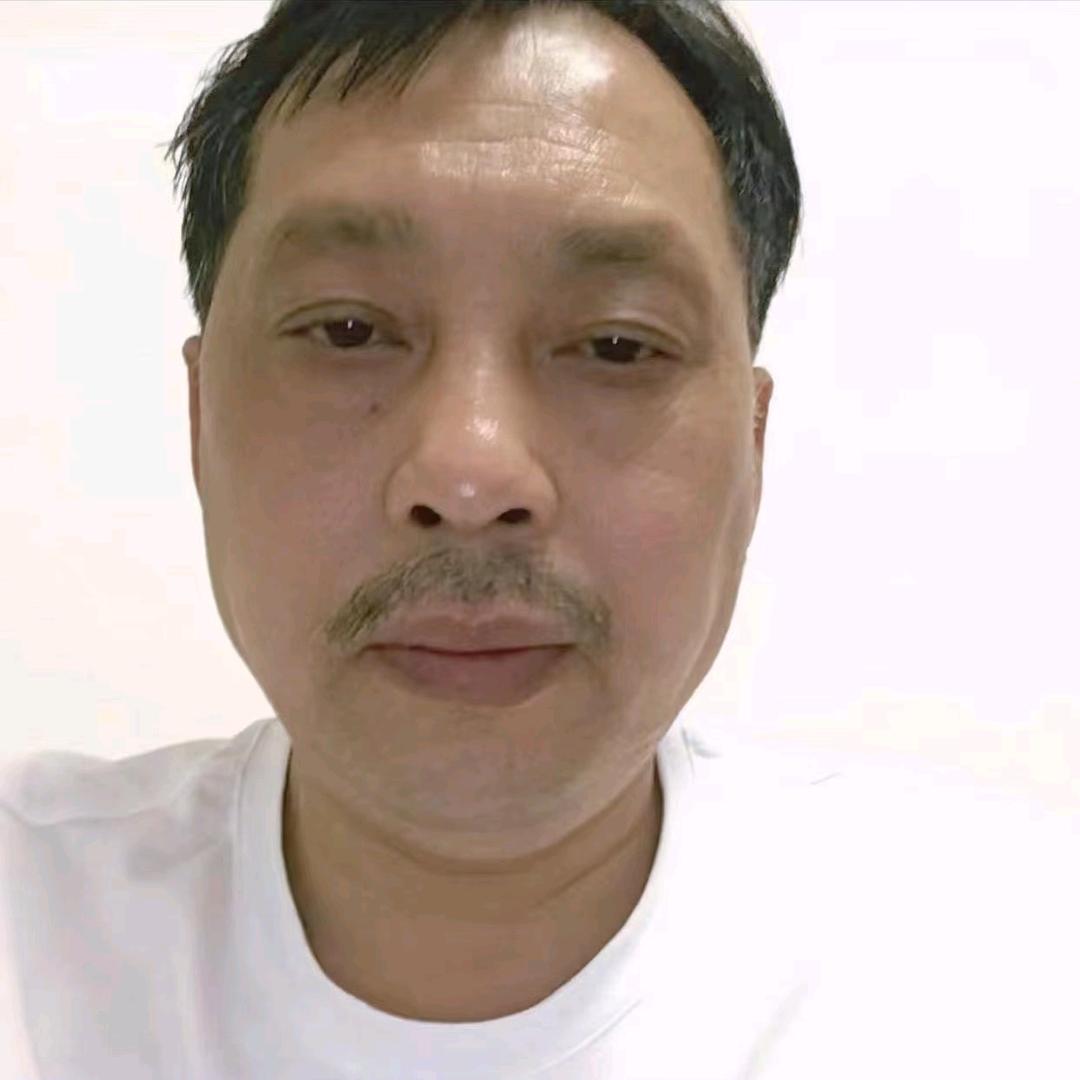 唐亚林