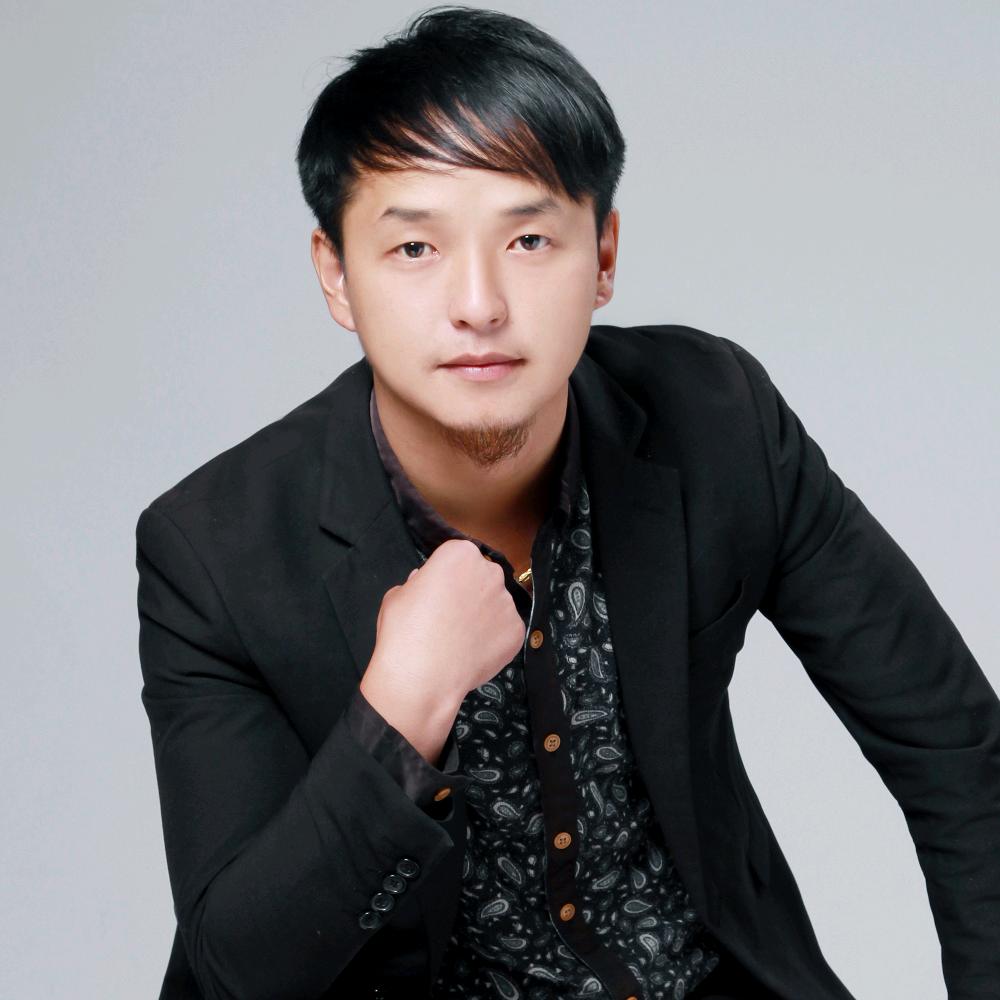 四季耀莱游泳健身李晨