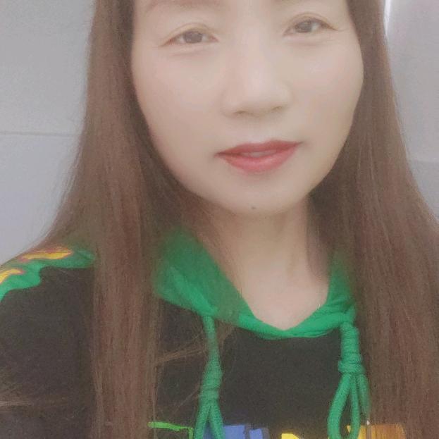 快乐就好，巜不定时开播》只会唱歌，跳舞，