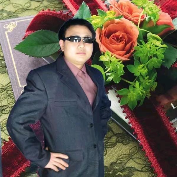 夜夜秋雨孤灯下