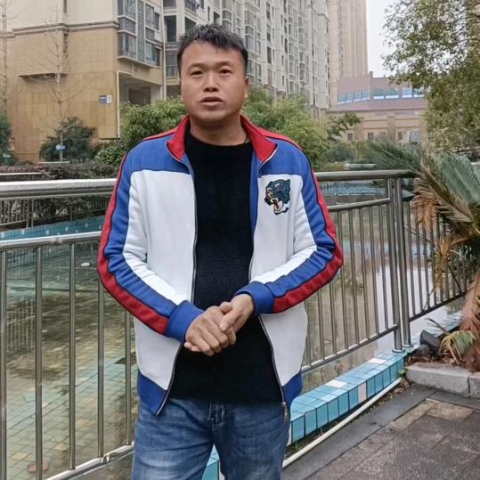 根根探房