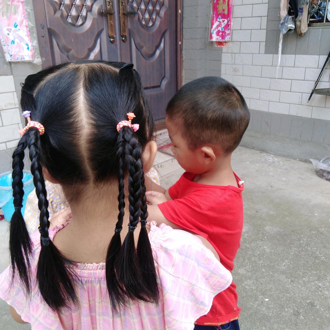 回忆中的思念。