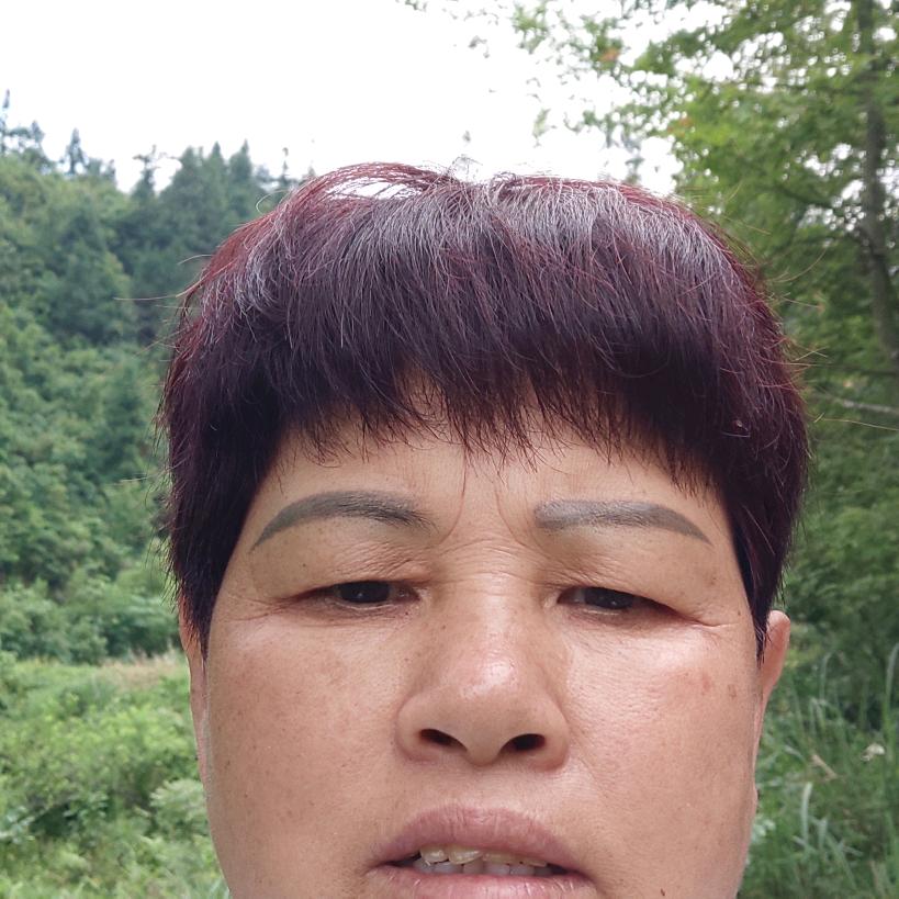 吕