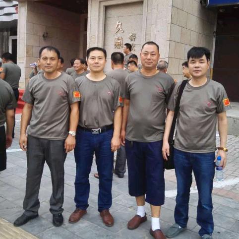 德友饭店，曙光。