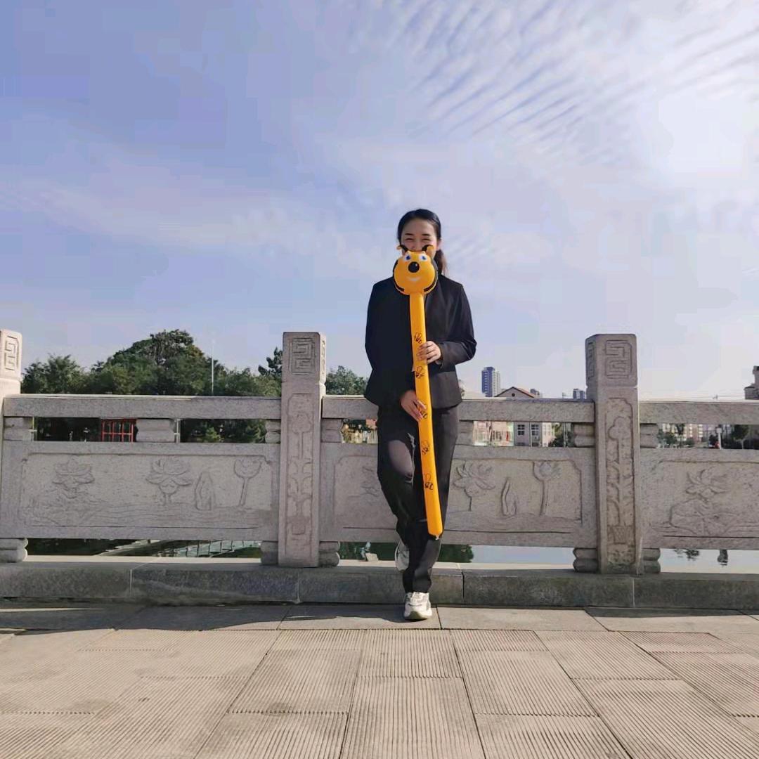 桥边姑娘
