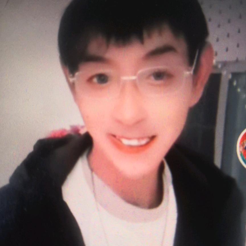 🌈小苹果🍎boy