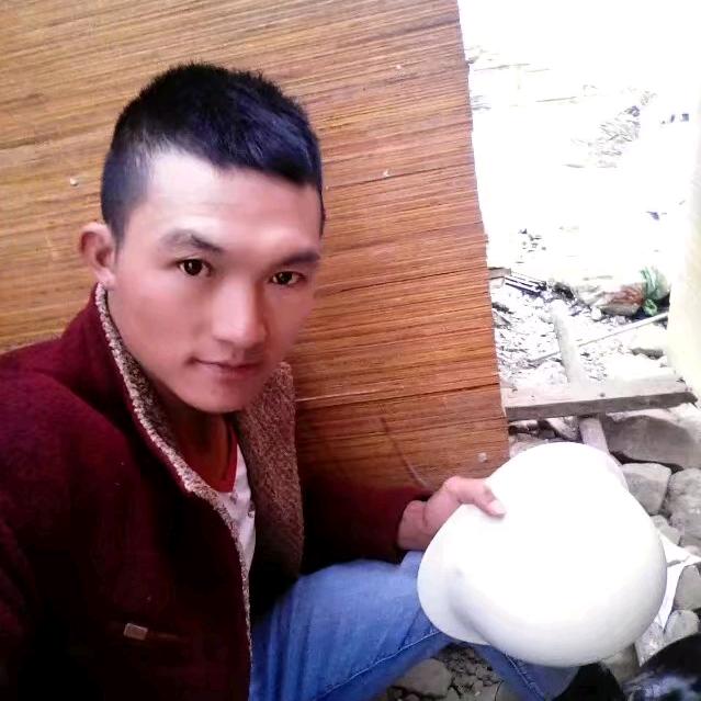 阿龙哥