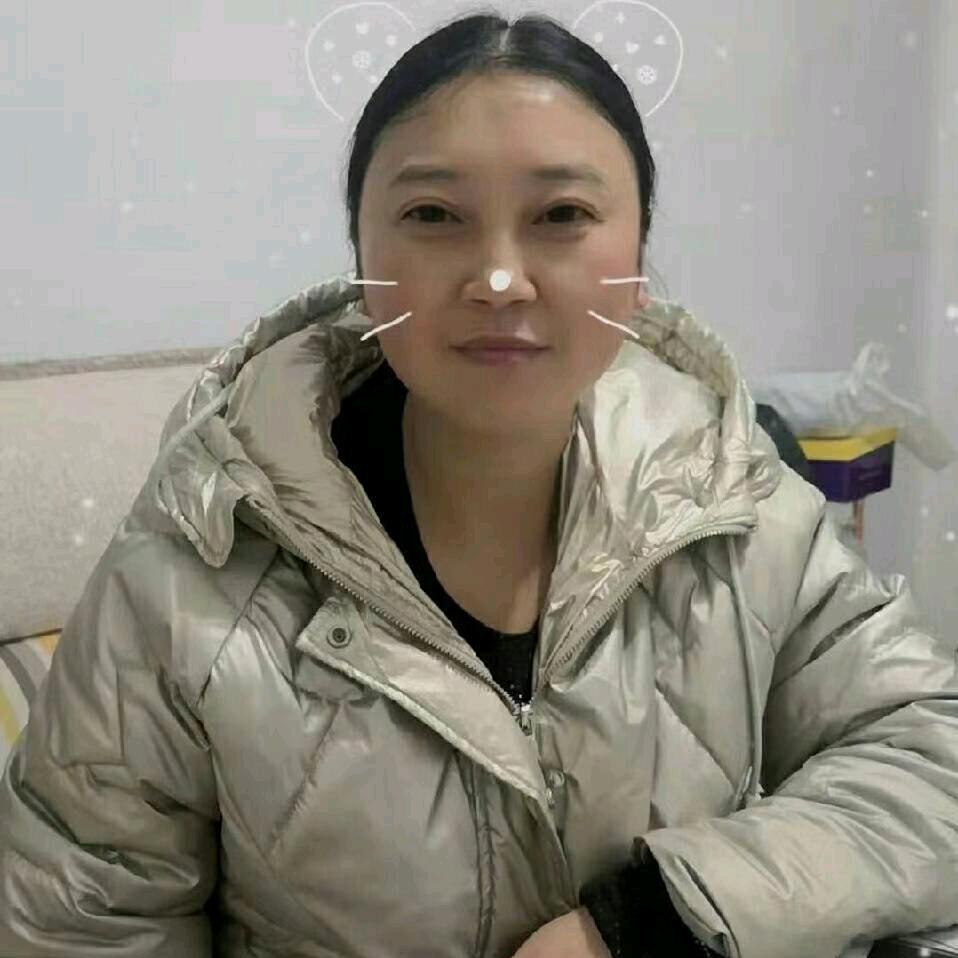 陈静