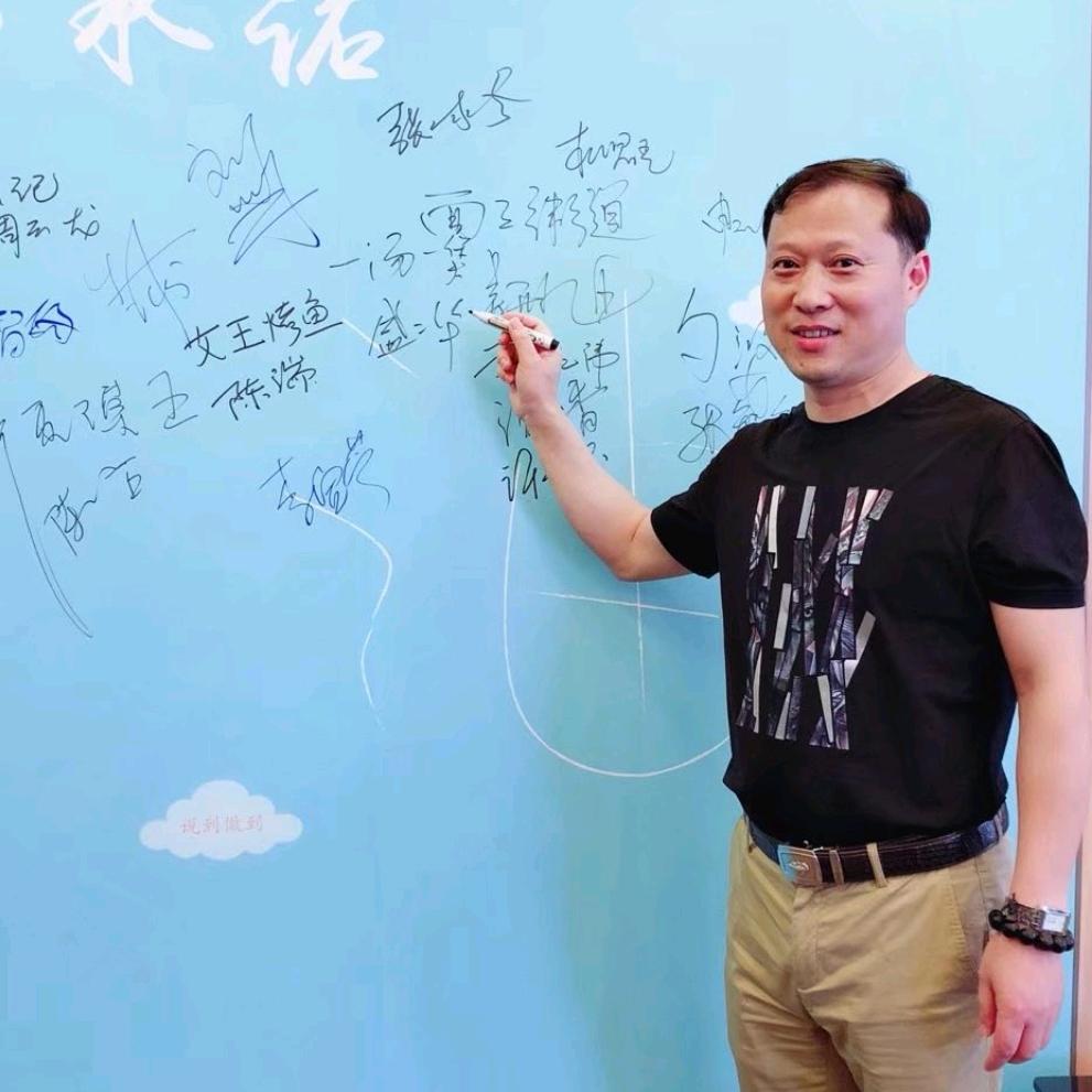 汤煲餐饮创始人