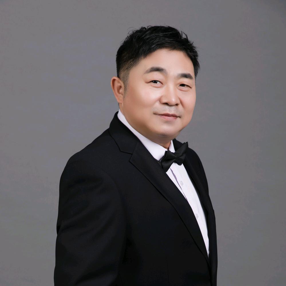 荆山阁主
