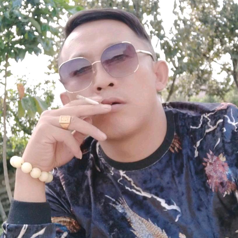 豪迈邓哥