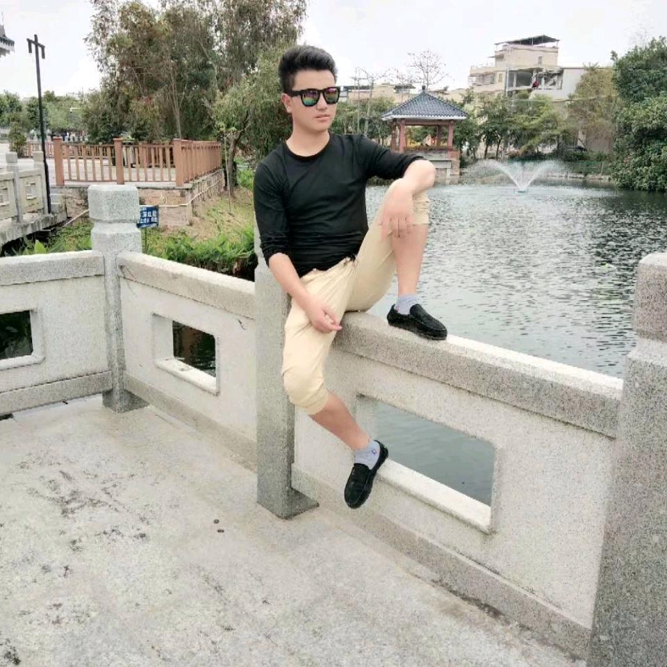 白博