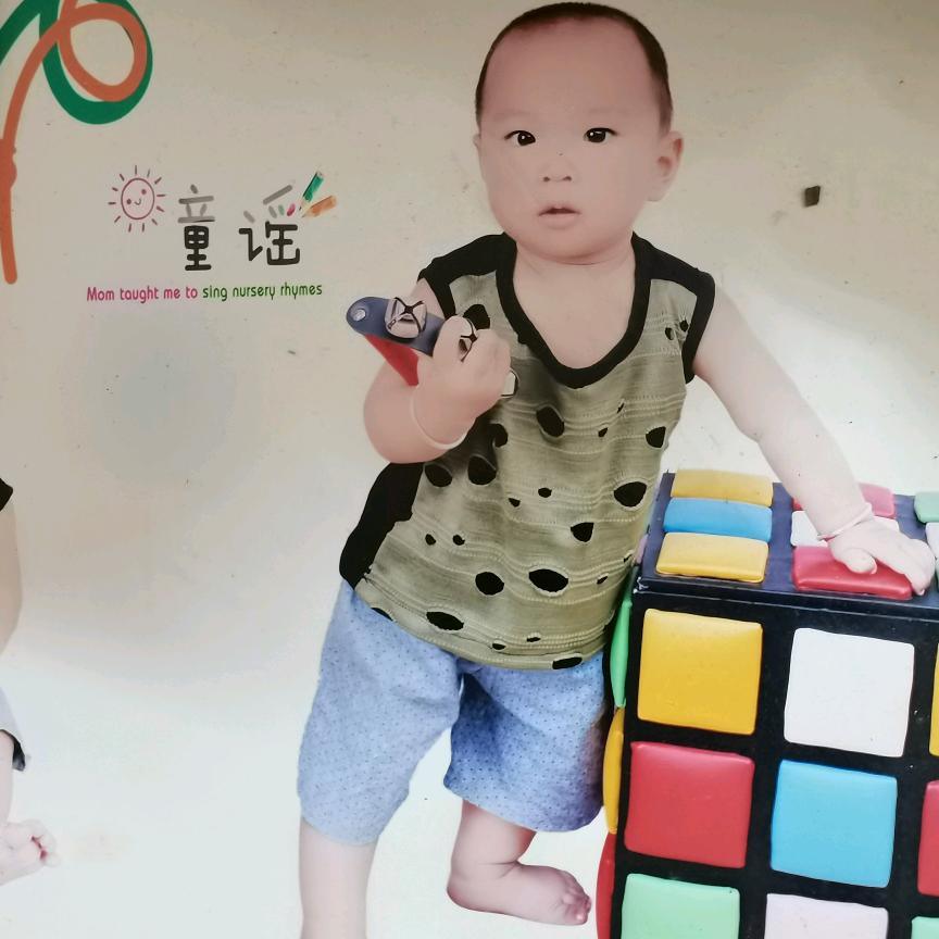 萌(｡･ω･｡)ﾉ♡ᵎ(•̀㉨•́)و