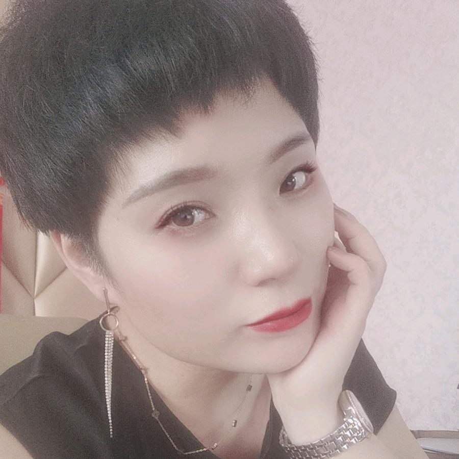 80后岩姐（连赞拉黑）