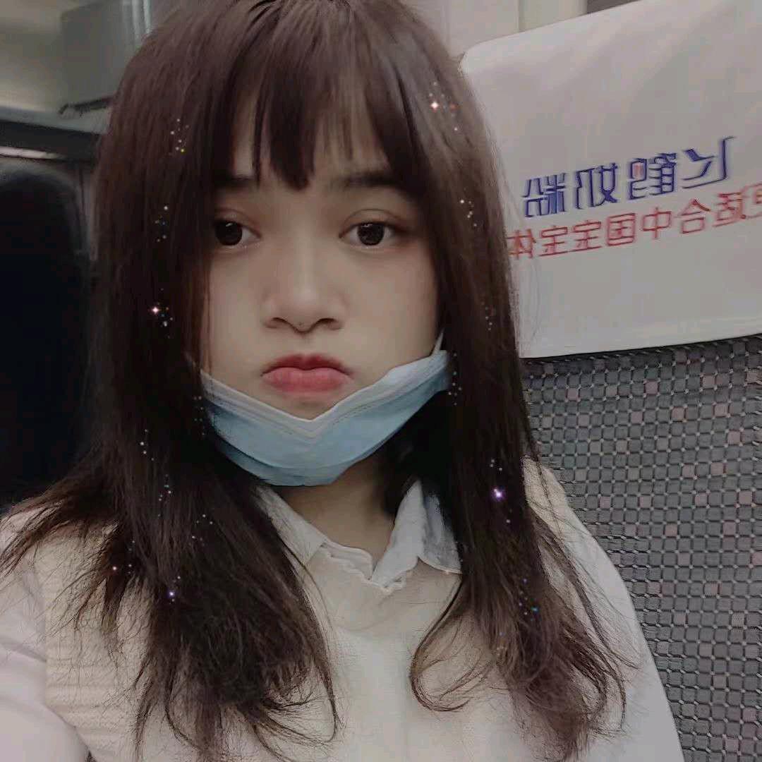 小短腿小妞