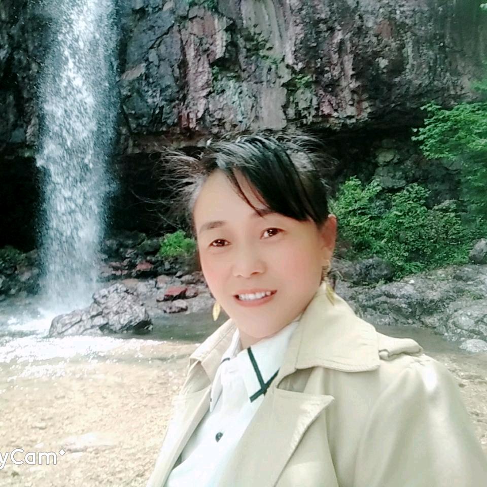 玉华姐.晚上六点半开播