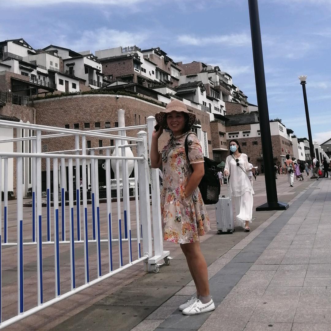 不想长大的小活宝