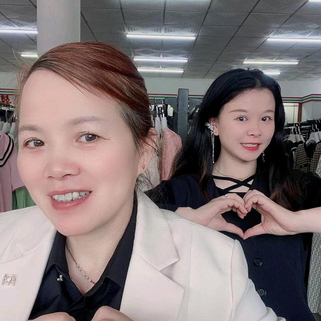 A宁乡坝塘步步高服装超市（科立服装店）