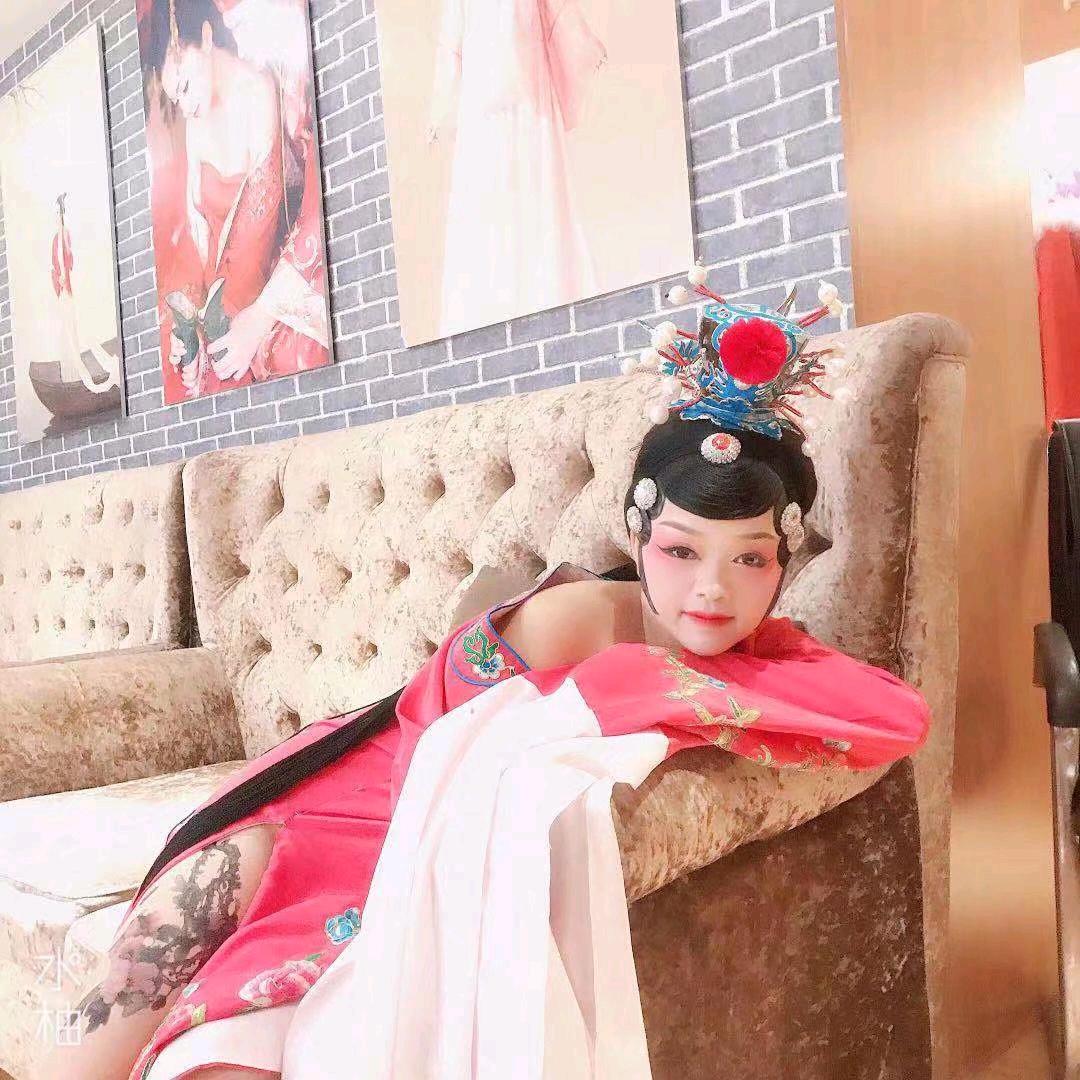 荣儿