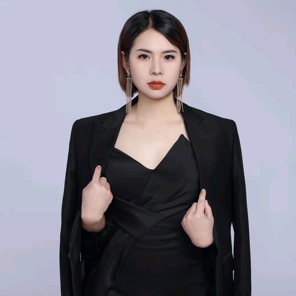 曼莎美容院冰玥