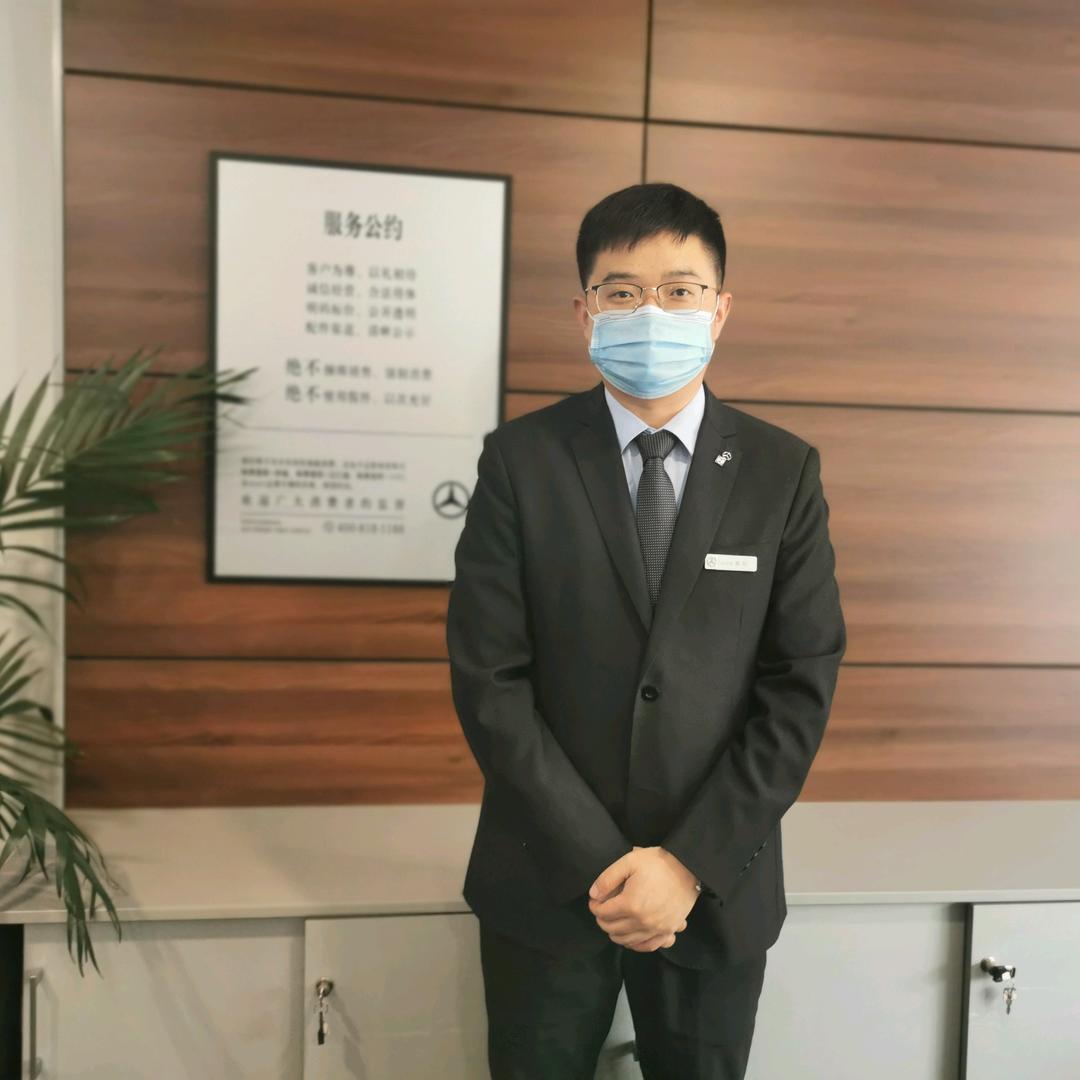 修奔驰的戴老板