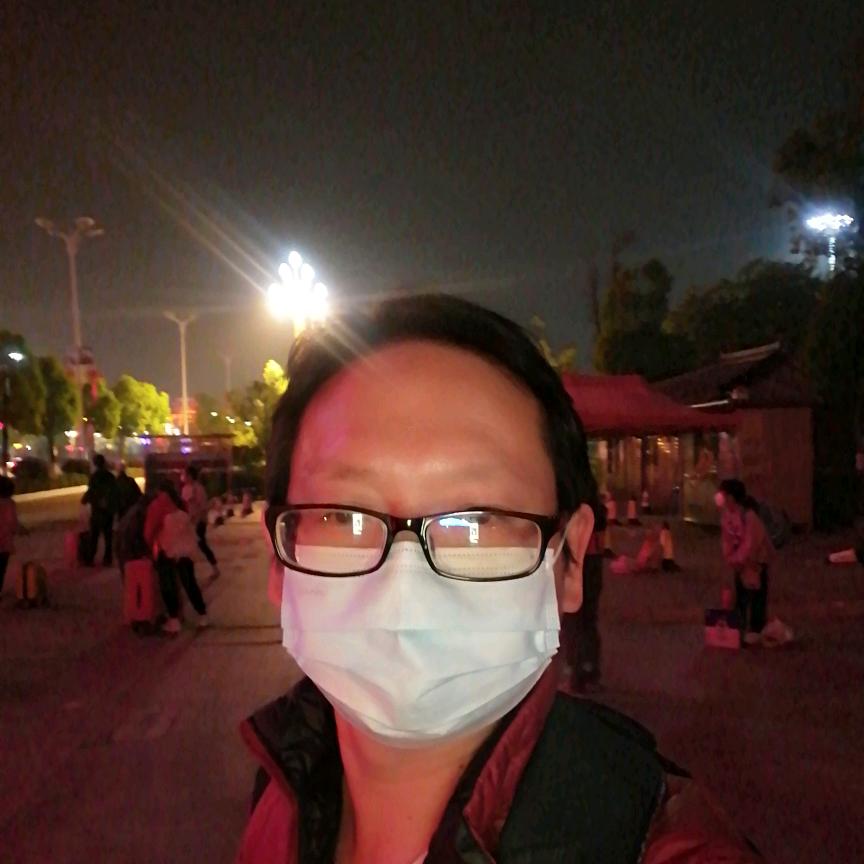 火中的一丝冰
