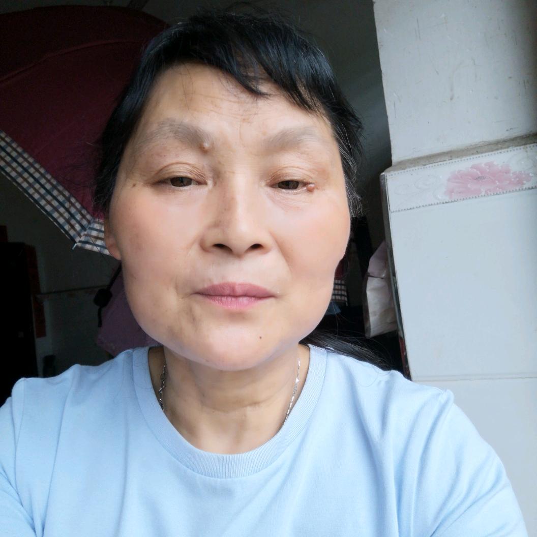 彩虹。