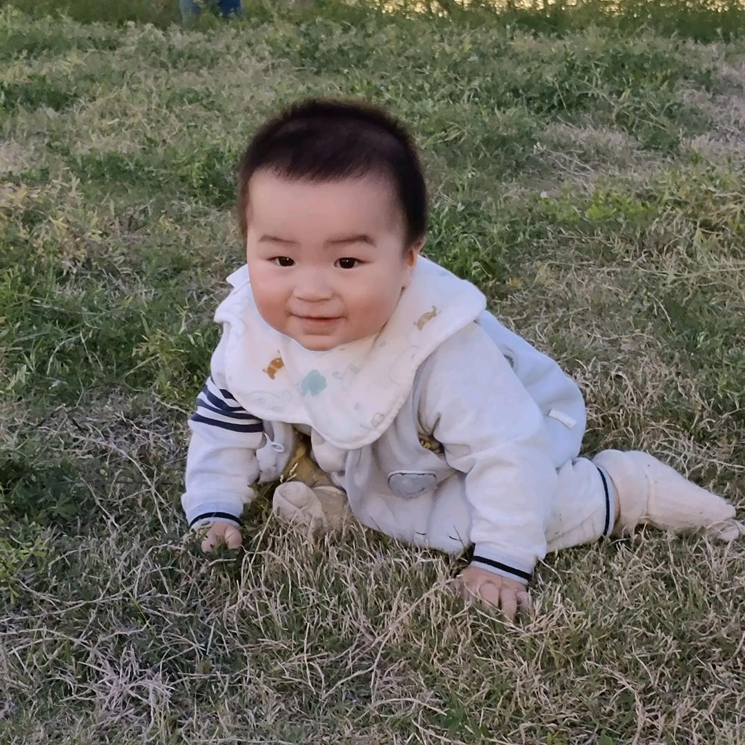 奔奔臭臭