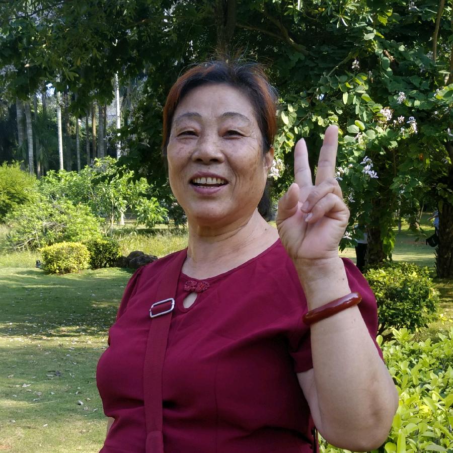 朱龙英
