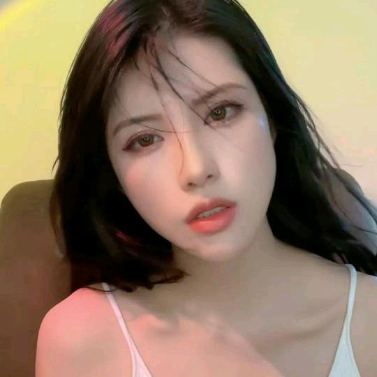 琪琪.