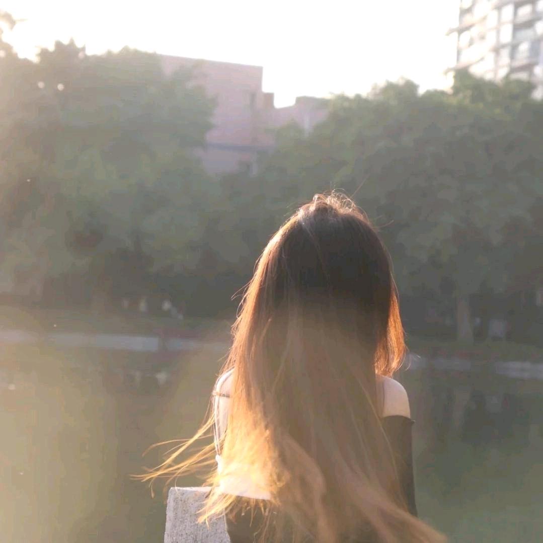 蓝月
