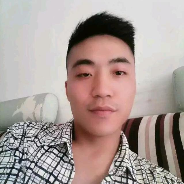 在跑道，挥洒汗水！