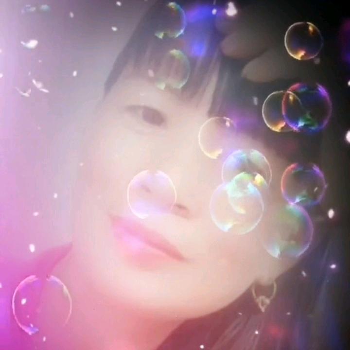 只有努力，就会幸福 ，谁也靠不住 ，