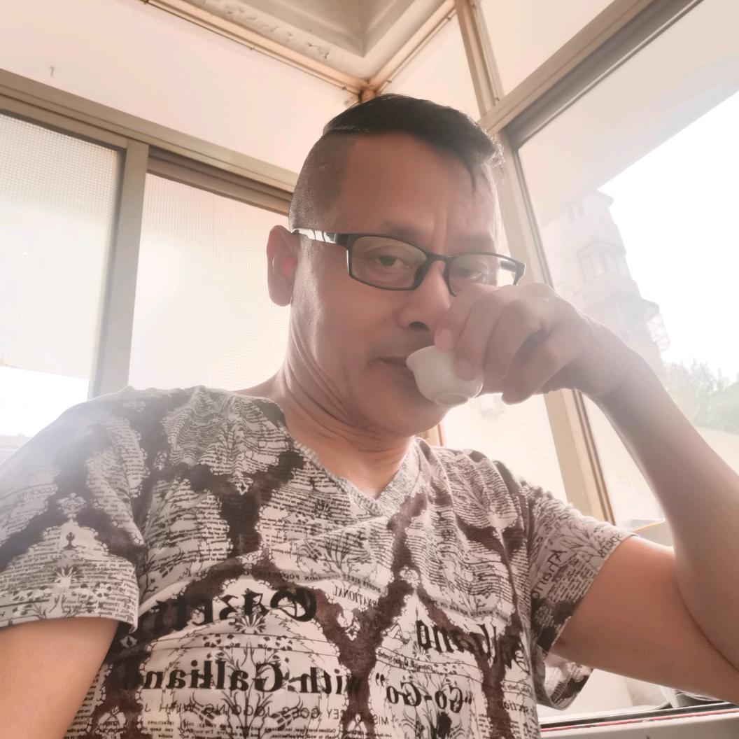 李梓晨