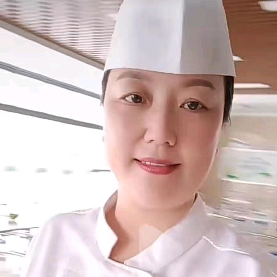 喻康群