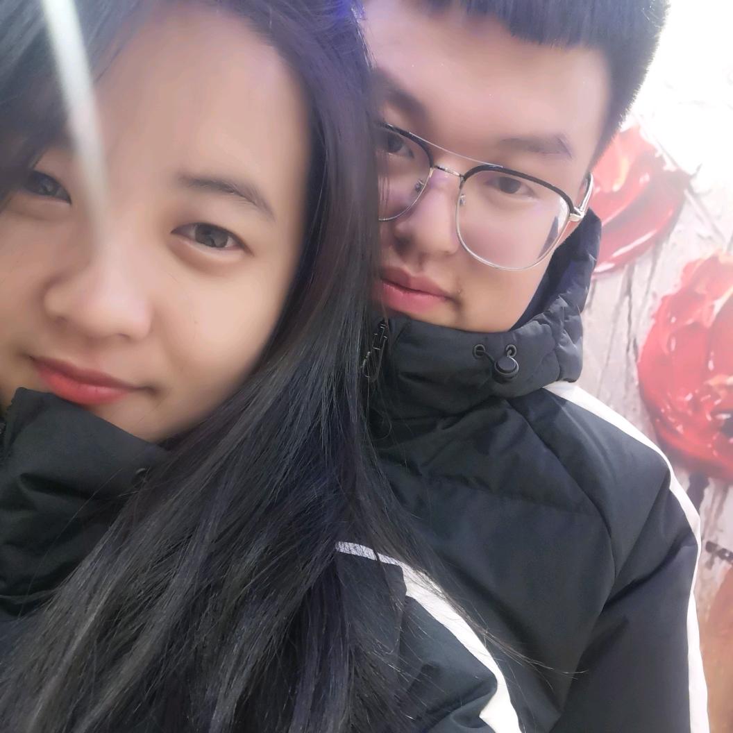 阿杰晒太阳