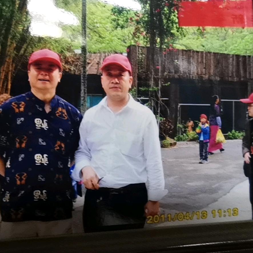 用户7619622776179贺先生