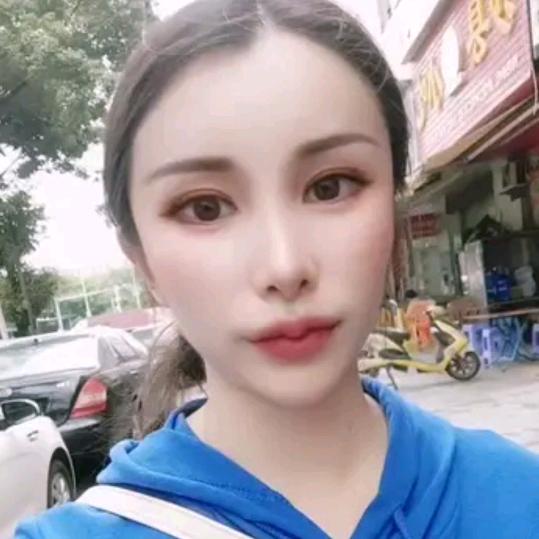 嘉丽蝶变招财猫😻雷妹