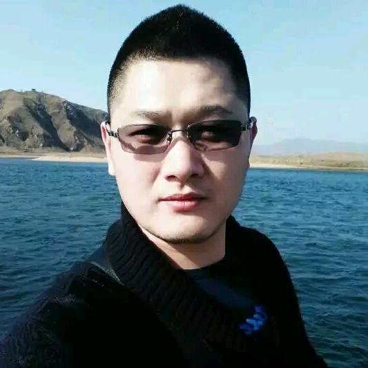 日月明小渔村 丁铭