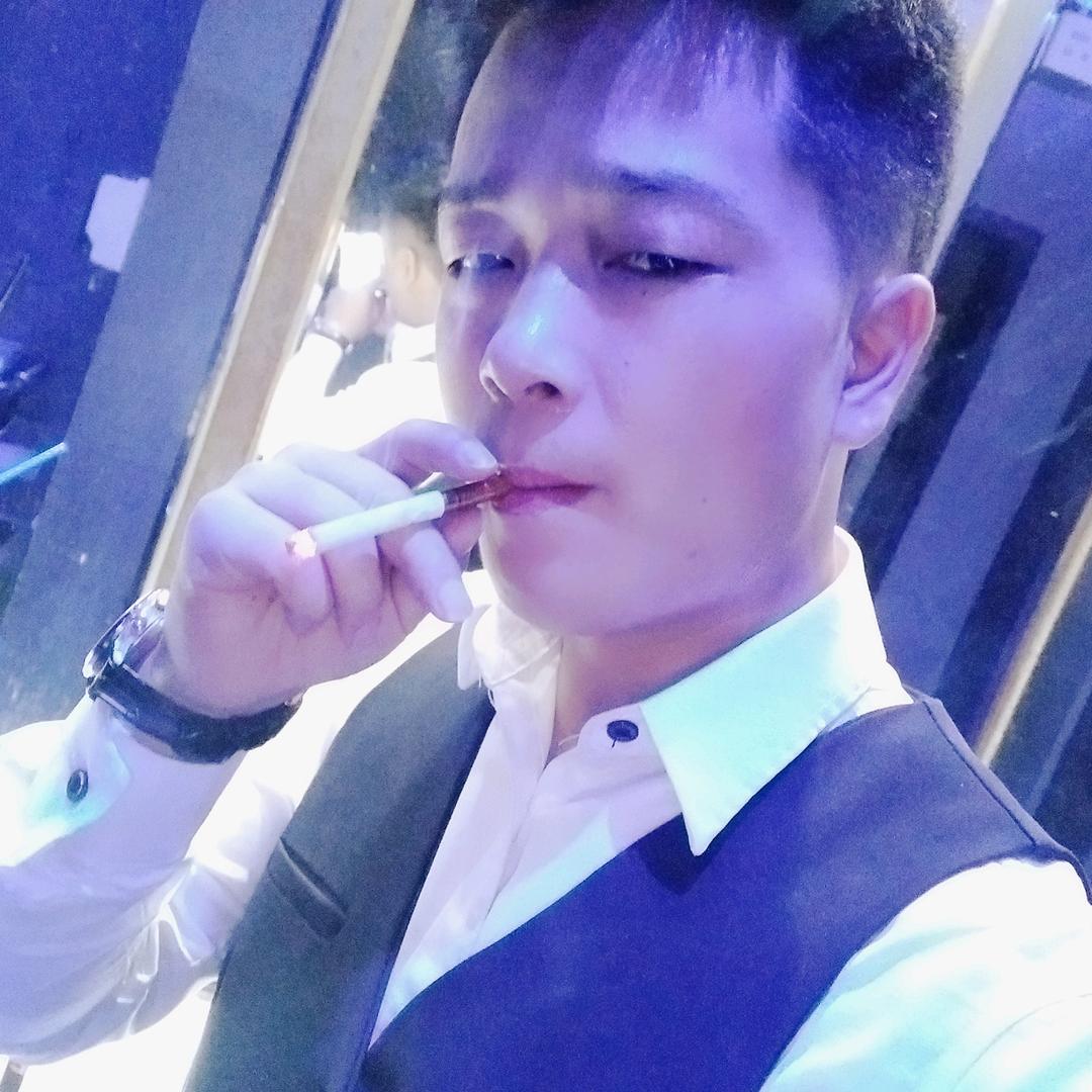 凡$